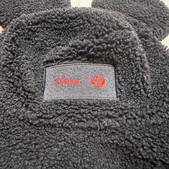 Lululemon X Disney Textured Fleece Bucket Hat Size L - Picture 8 of 8